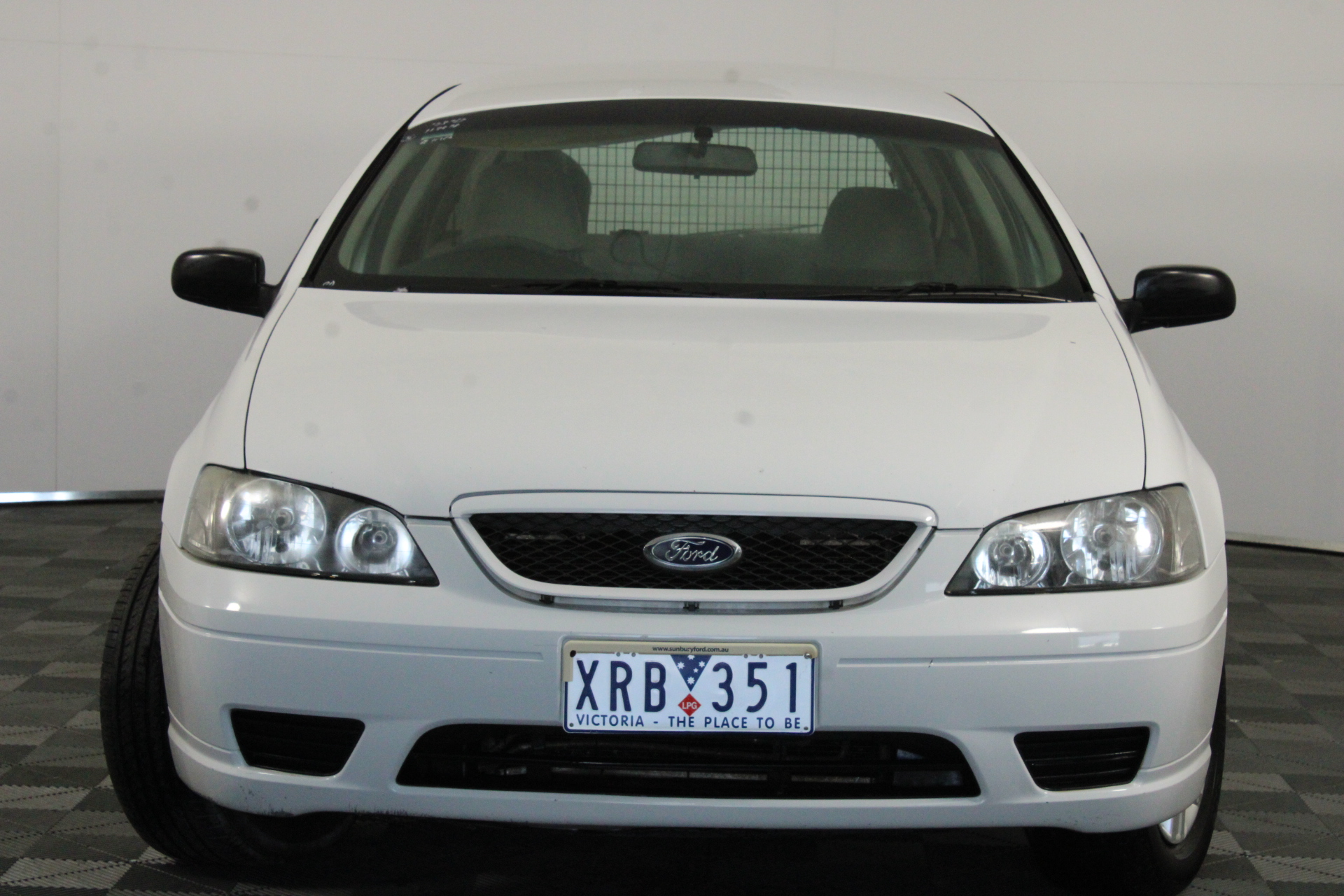 1.40 Carats Blue Sapphire