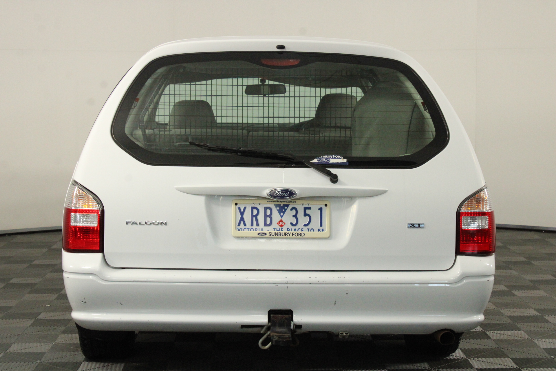 1.67 Carats Blue Sapphire