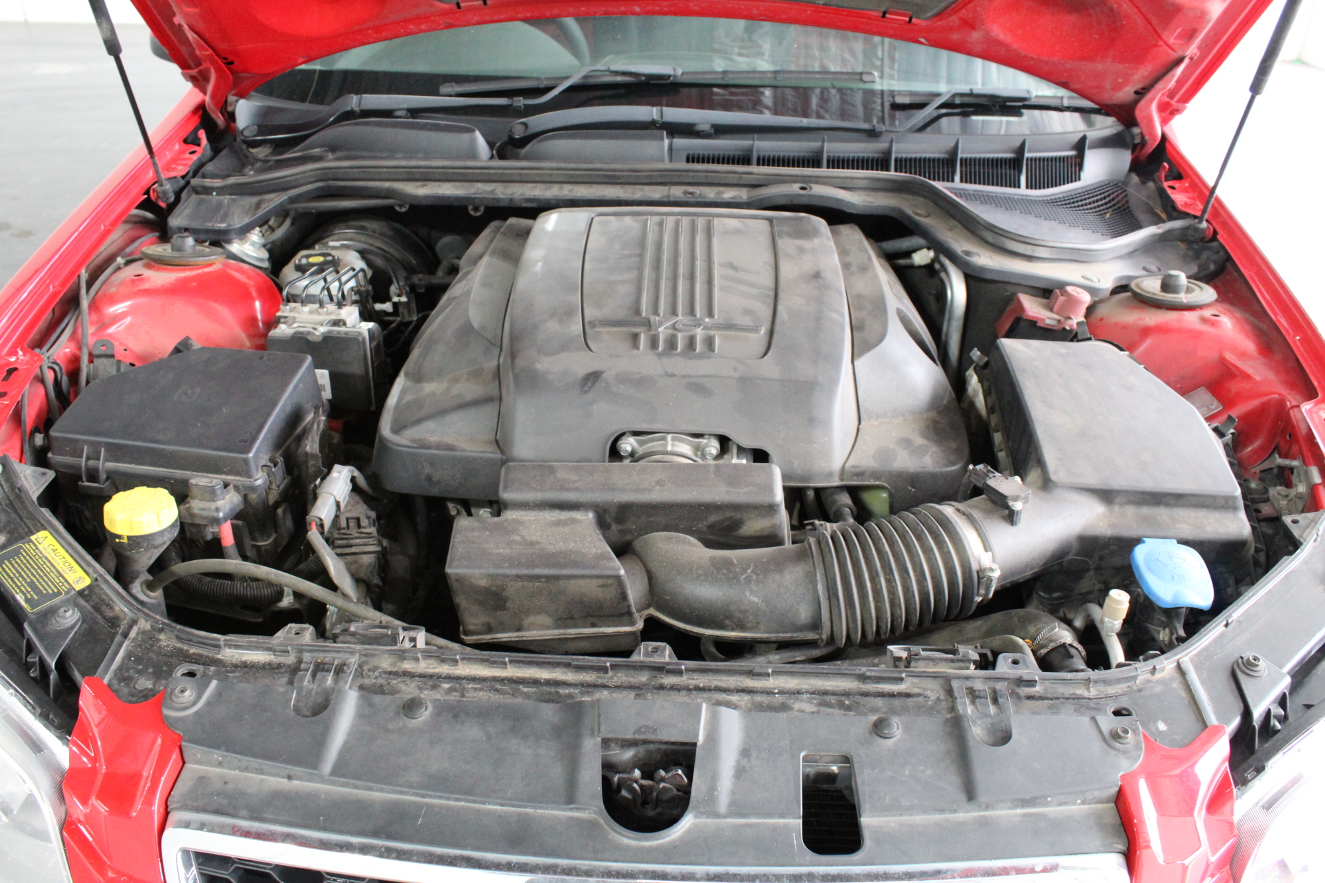 Vintage Enameled Easter Egg Diamante Jewelry Organizer Trinket Box Décor