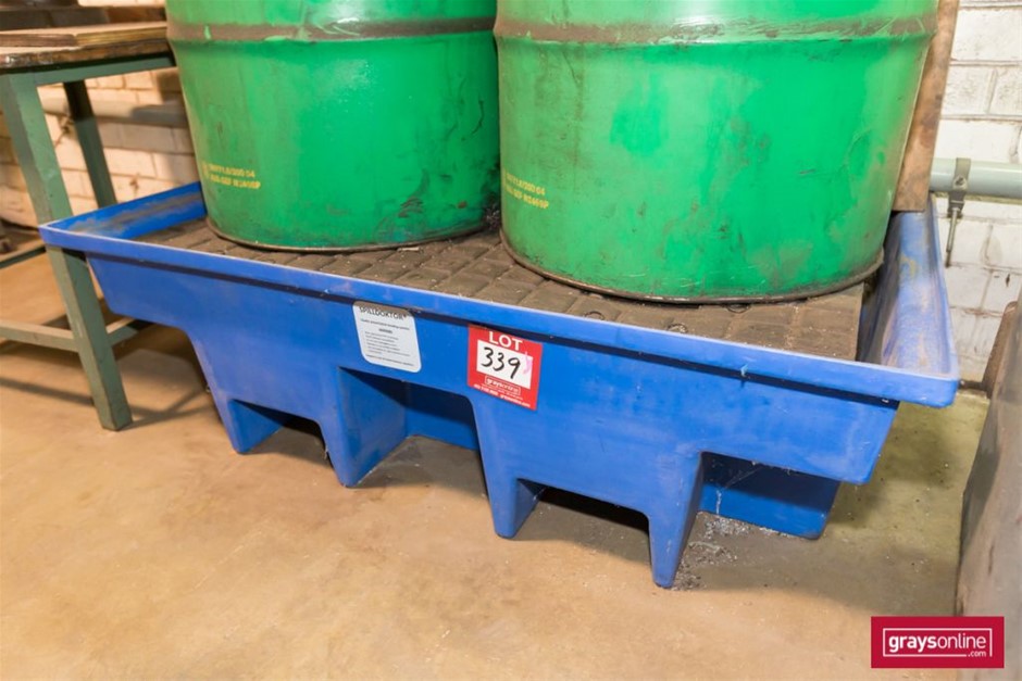 MEGACHEF 13 Piece Pre-Seasoned Cast Iron Skillet Set with Temperd Glass Lid