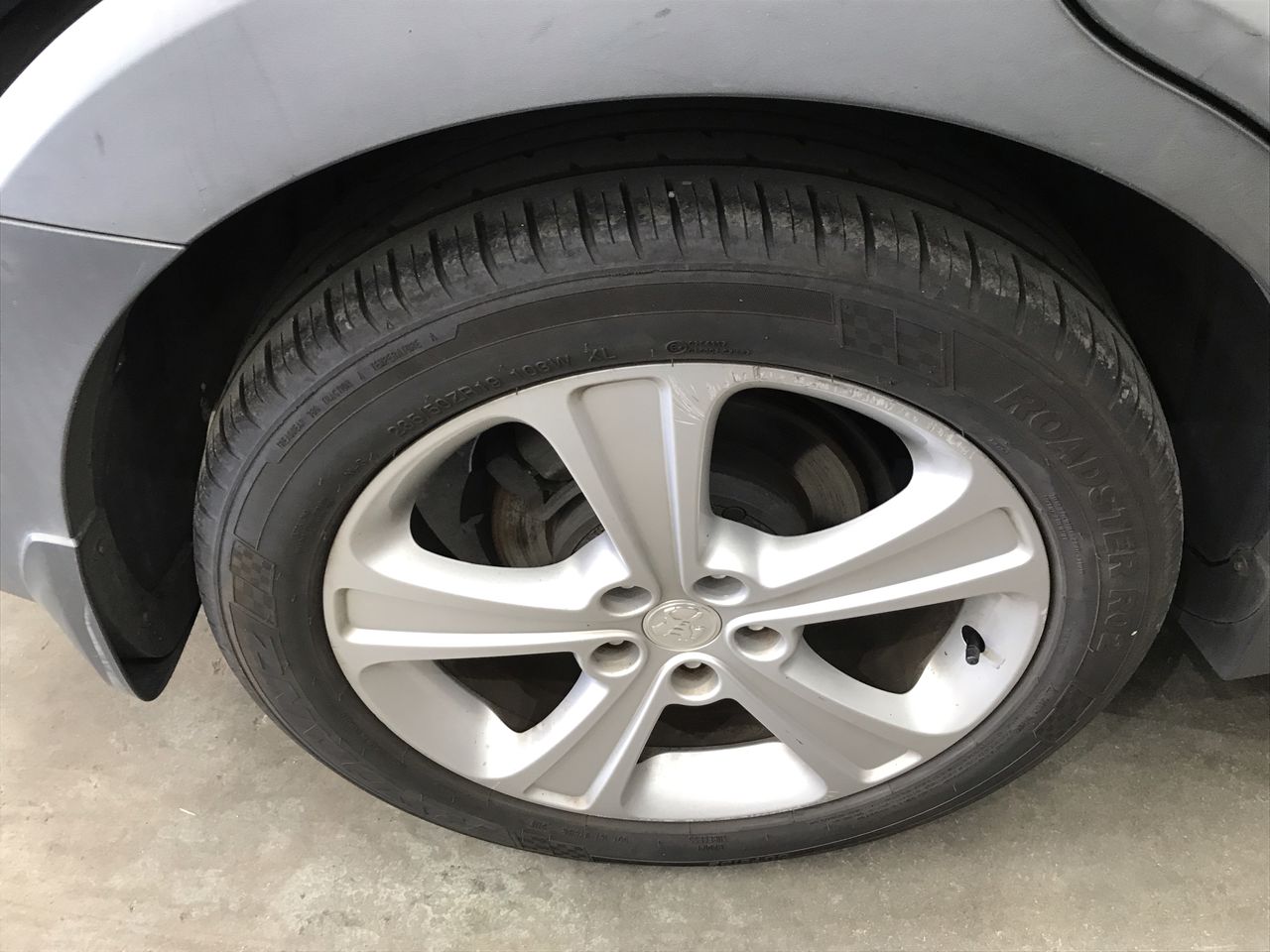 Designer Simulated Diamond 4mm Wide Bracelet in Silver