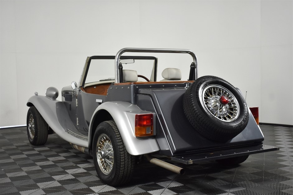 0.44 Ct Oval Yellow Sapphire Gemstone