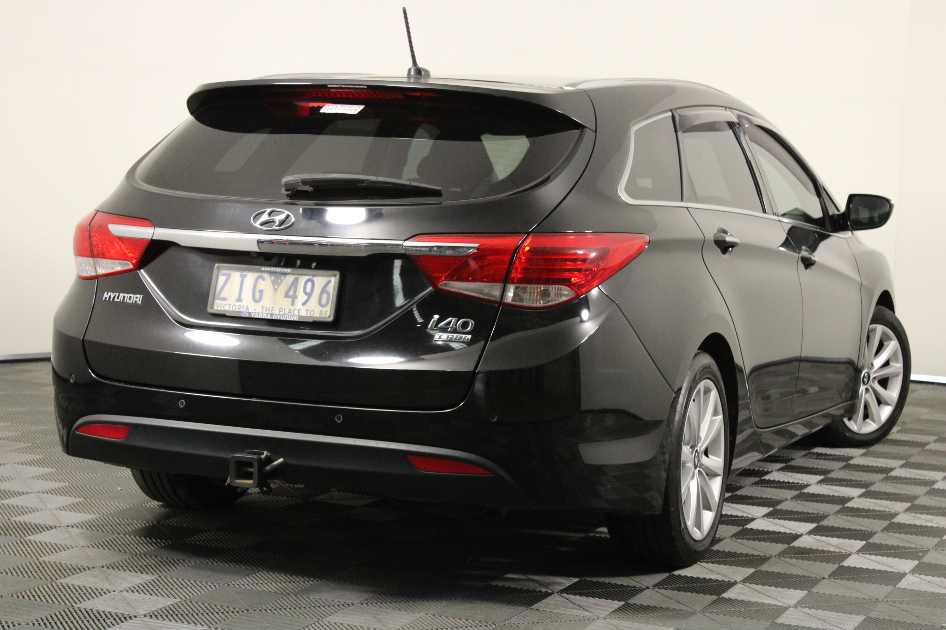 21ft x 19ft Garage / Carport (Unused)