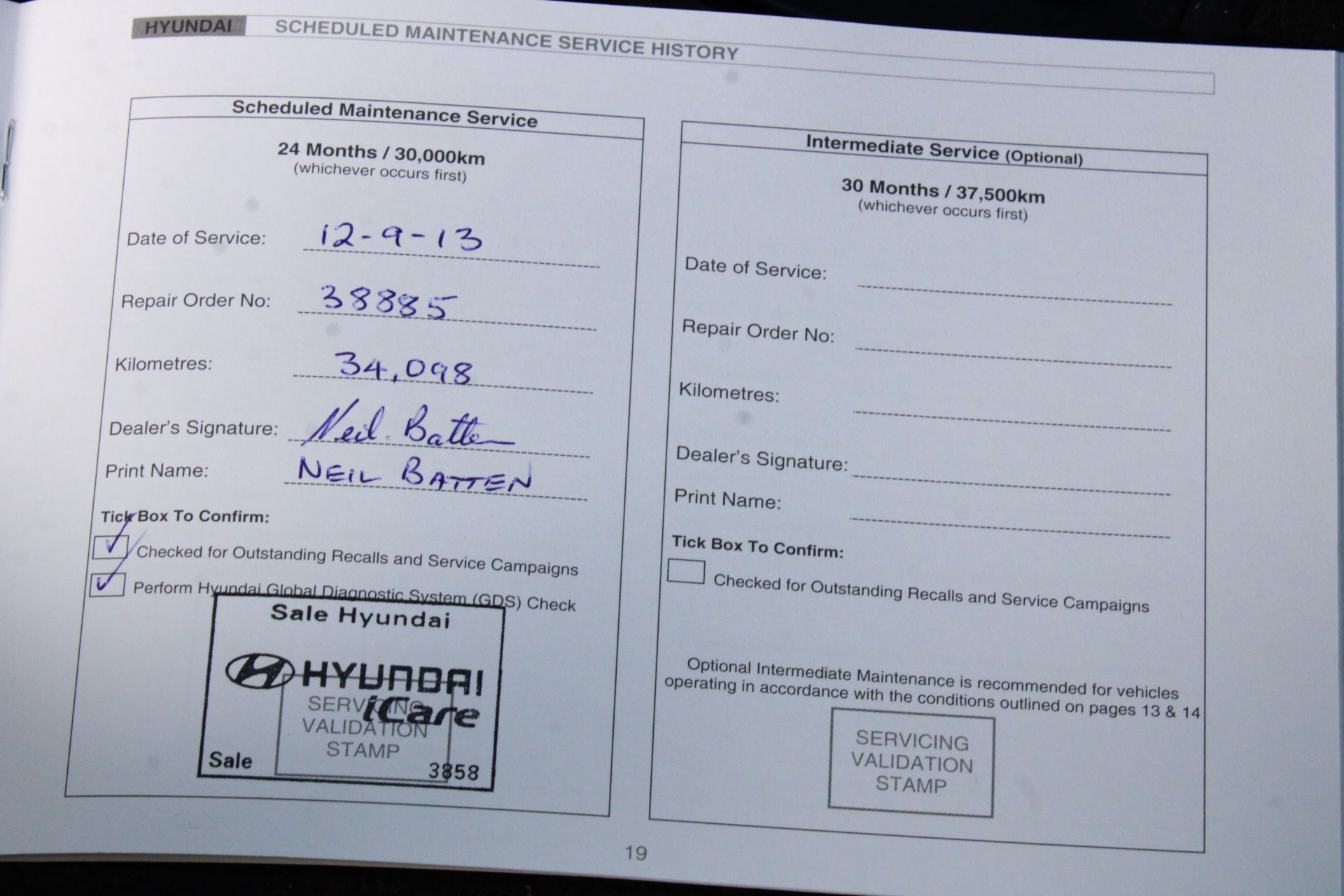 Set of 2 x 8ft Wrought Iron Style Gates(Unused)