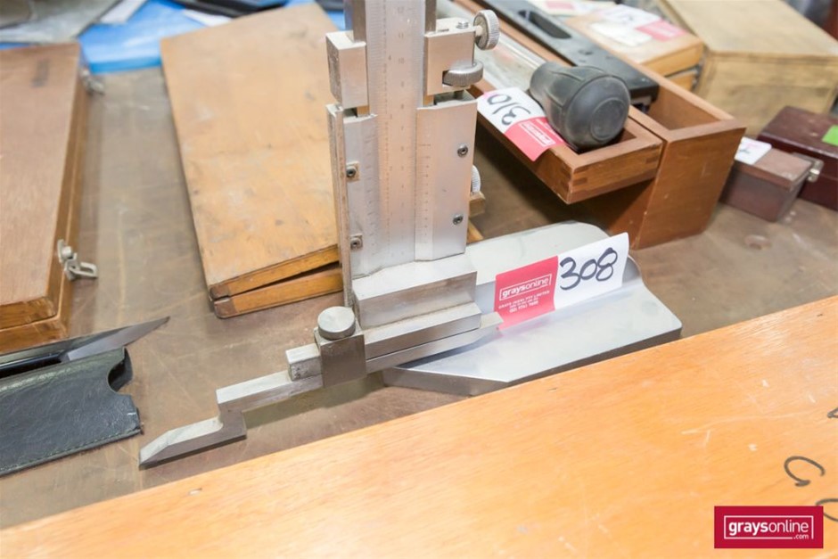 Pack of Assorted Vintage Port (1x 738mL/ 1x 26 Fluid Ounces), Multi Region.