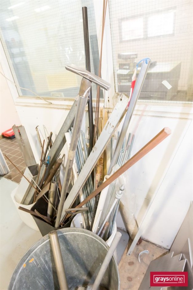 Peter Lehmann Cellar Archives Shiraz 2017 (12x 750mL), Barossa.