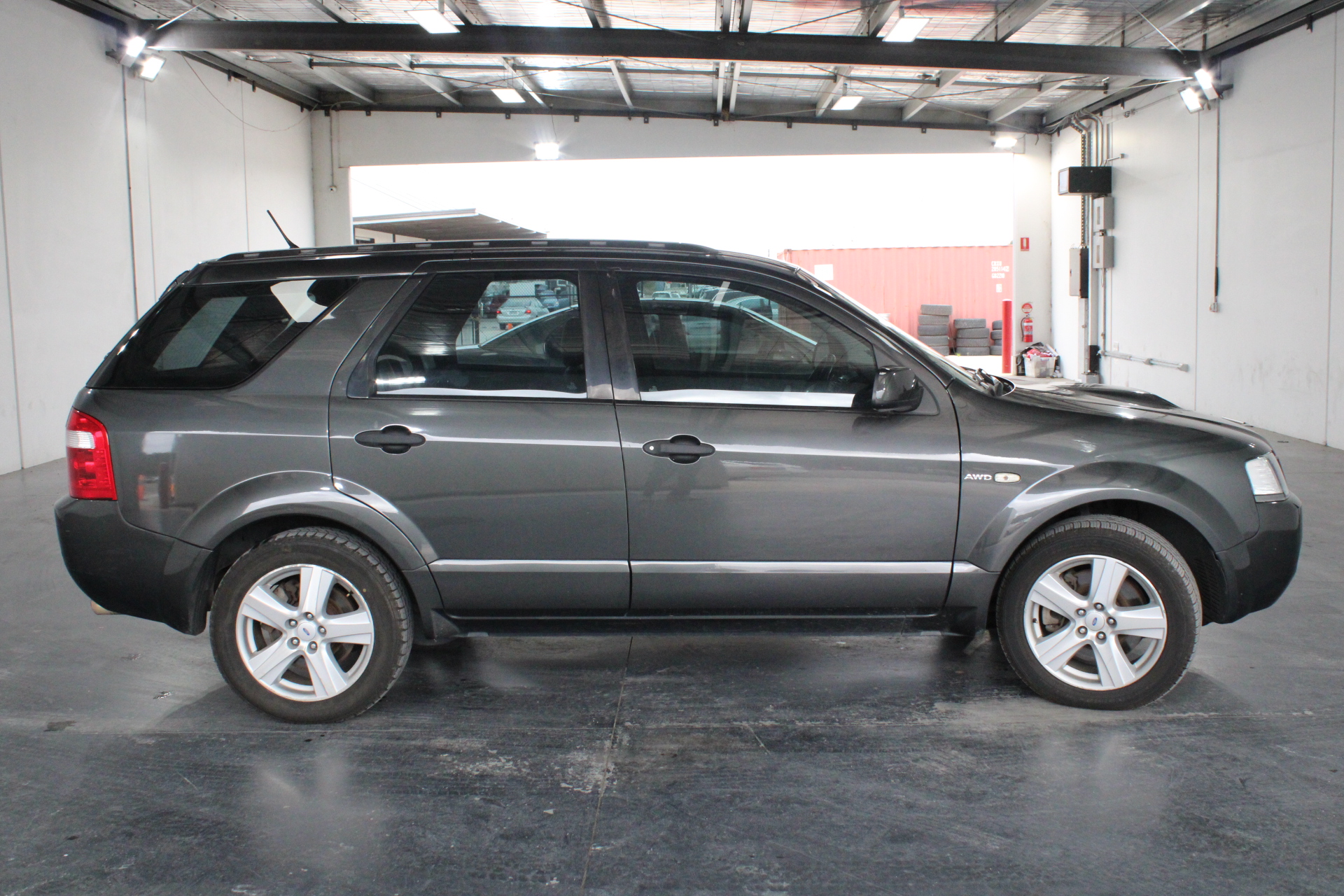 De Bortoli `Sacred Hill` Sparkling Brut NV (6x 750mL), Riverina, NSW.