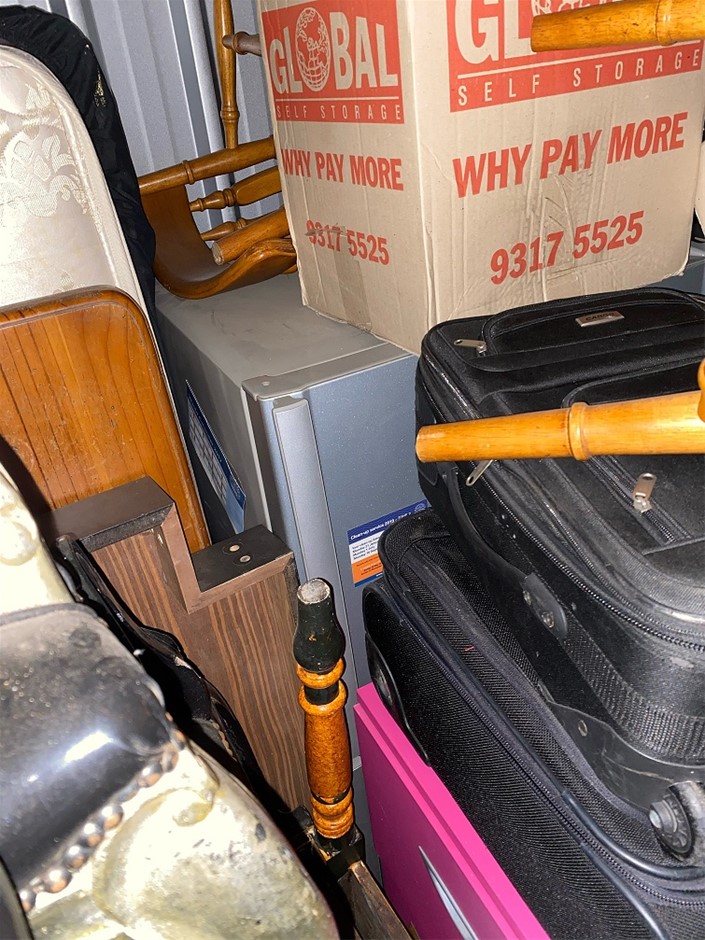 Designer Simulated Diamond Round Pendant Necklace in Silver