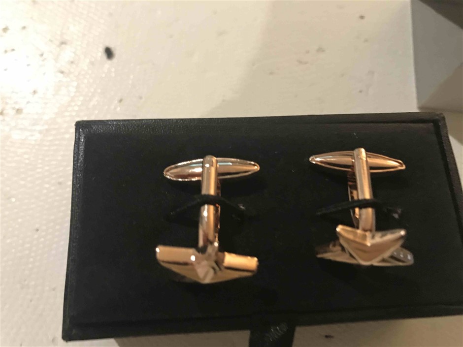 Designer Purple Floral Freshwater Pearl Drop Dangle Earrings in Silver