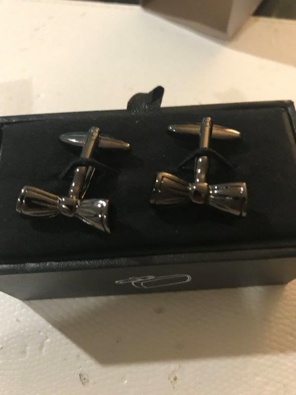 1.00 Carats Brilliant Polish Round Cut White Diamond CVD-Not Certified