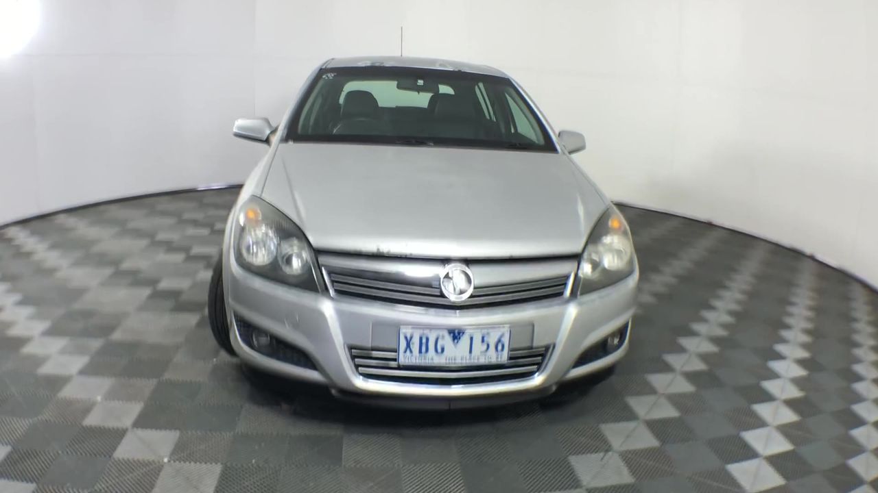 BIJ'OR - Genuine White Freshwater Pearl and Simulated Diamond Leaf Stud