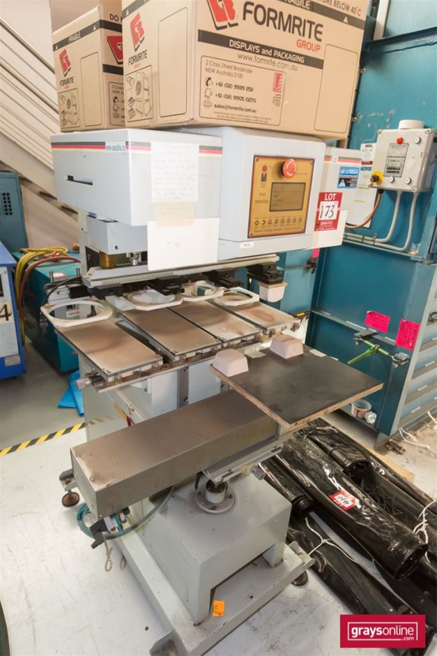 BIJ'OR - Round Pearl Stud Earrings in White - 7-8mm  RRP $49