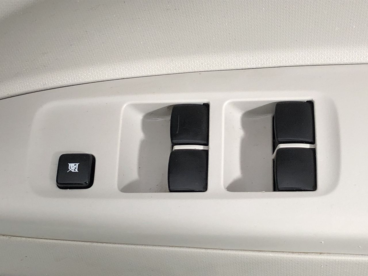 1/100 Scottdale x 2, 1g Valcumbi silver bars x 2 & 1 kg Copper Bar