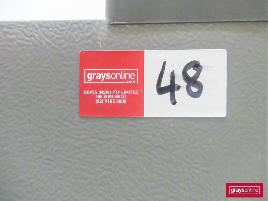 Wolf Blass Red Label Pinot Grigio (6x 750mL).