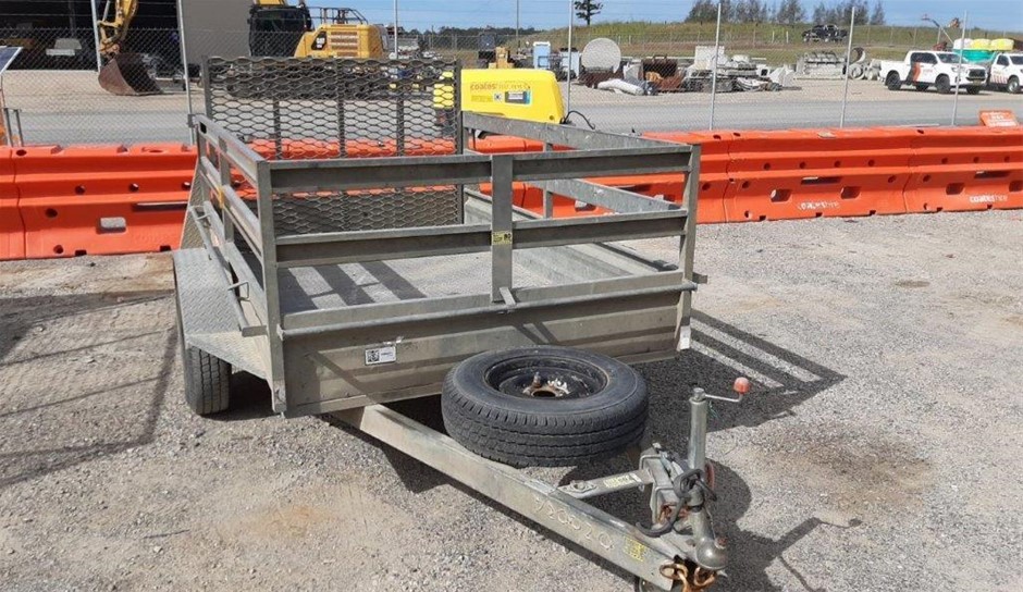 DICKIES Men's Insulated Bib Overall, Size 2XL, Brown Duck, TB839BD.  Buyers