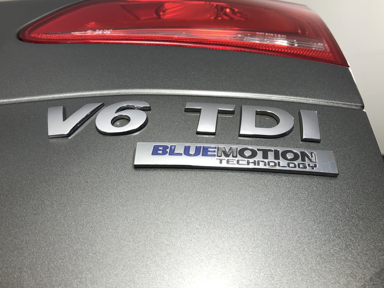 APPLE MACBOOKAIR(A1466 EMC 3178) Laptop I5-5350U 8GBRAM/256GB