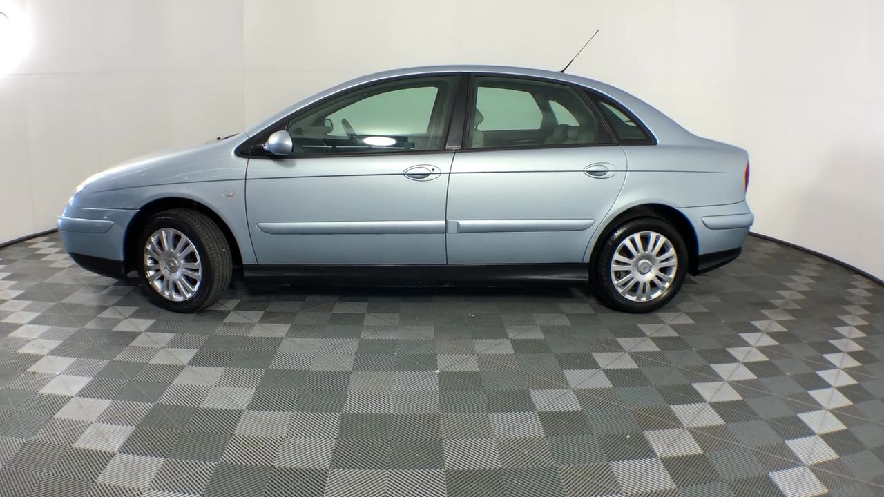 Roberts Estate Shiraz 2023 (12x 750mL) SEA