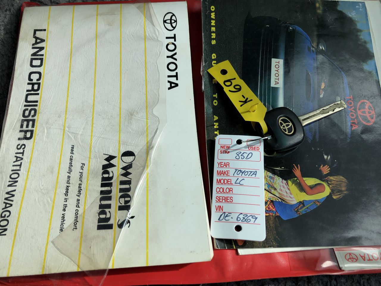 UNC 2023 $2 Vegemite Yellow RARE Coloured two dollar Coin