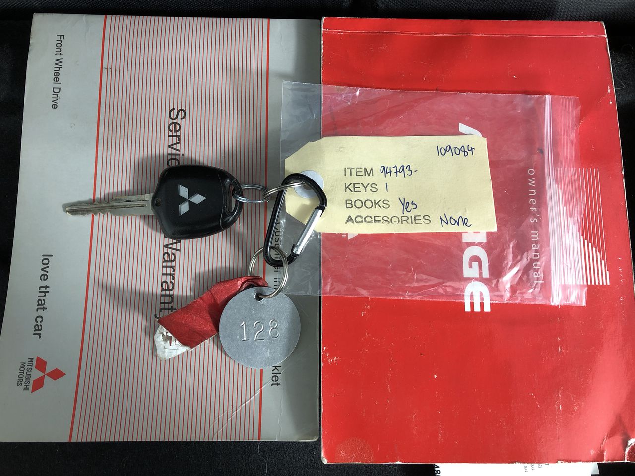 NEW!! LIMITED 2024 BLUEY DOLLARBUCK & BINGO $1 DOLLAR UNC Coin 2 CARD SET