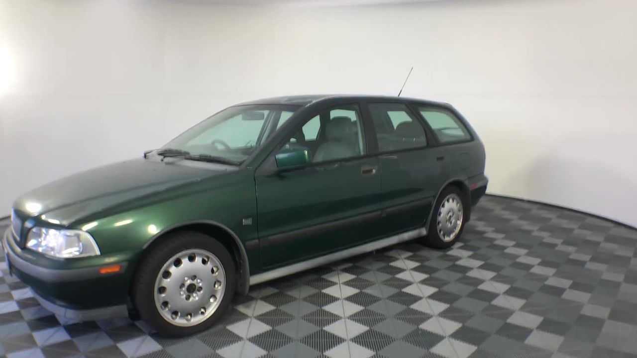 1966 Australia silver 50 cents in box UNC x 2 & 1 Gram Germania Silver bar