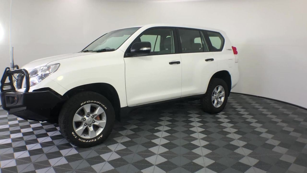 <p>2015 Honda CBR500R Motorcycle (WOVR-INSPECTED)</strong></p>