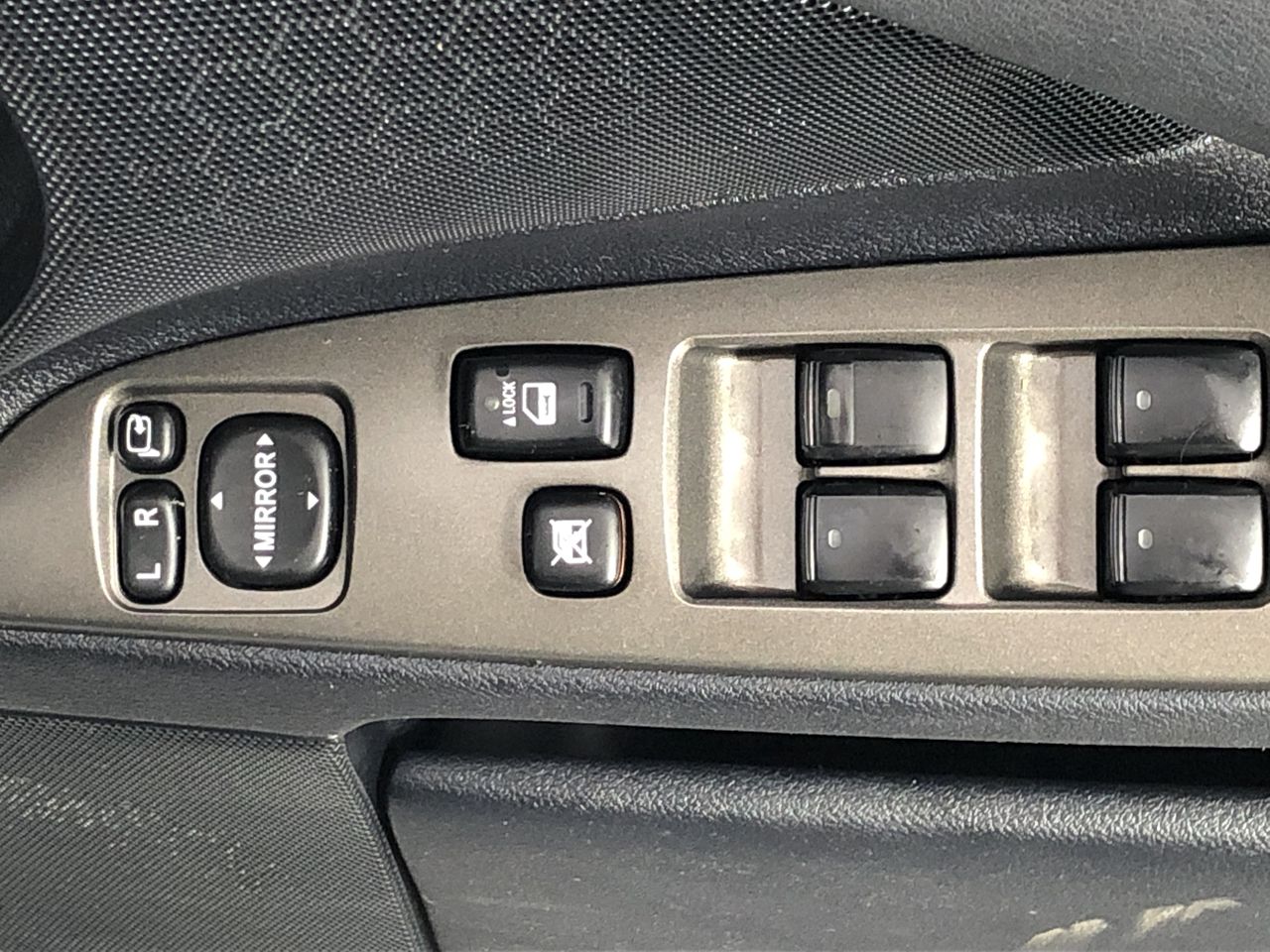 SMARTRIKE Xtend Ride On Scooter, Pink. NB: Minor use, damaged packaging, ma