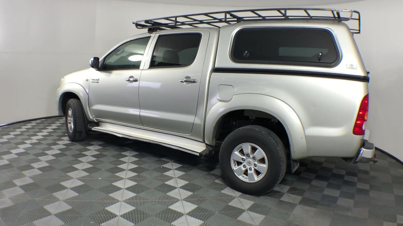 4 x SIGNATURE Stackable Shoebox & Organiser. NB: Damaged packaging, some pi