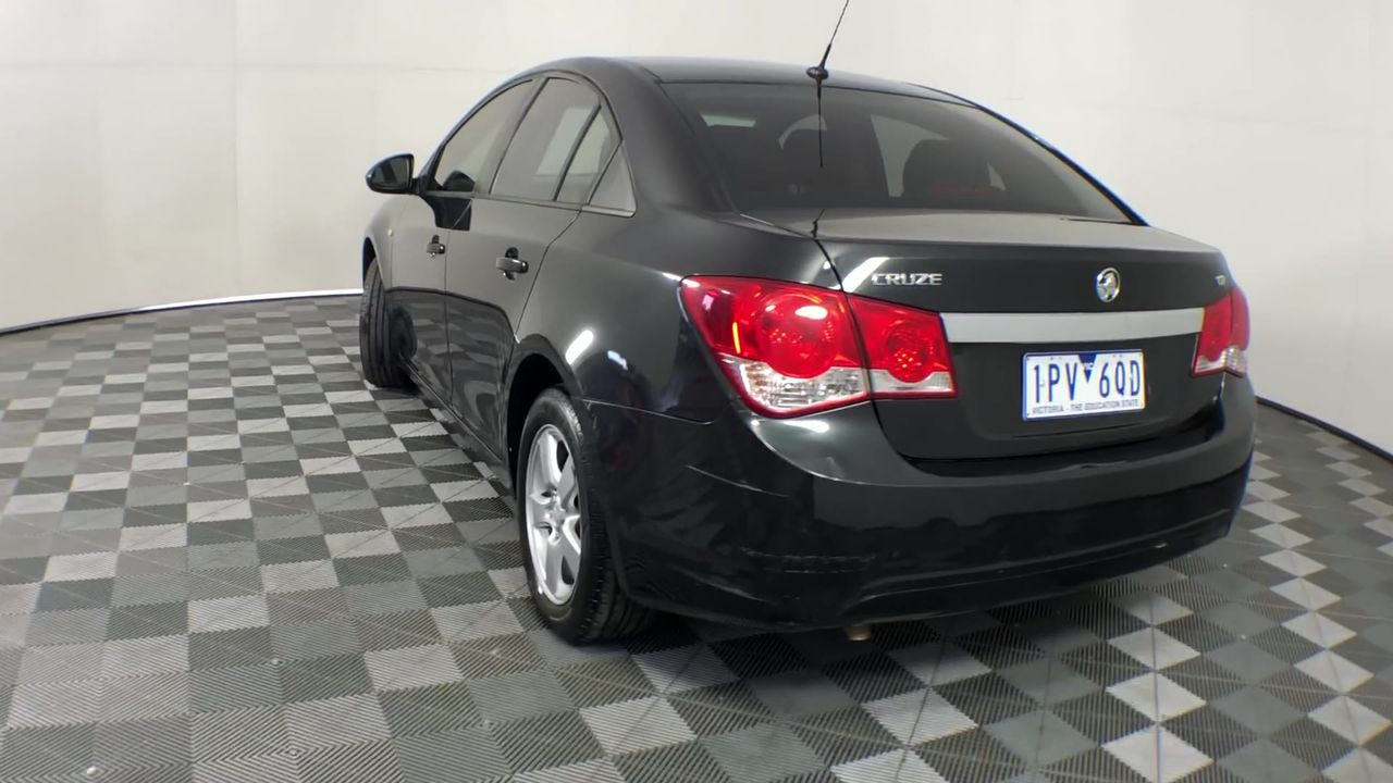 Solid 925 Sterling Silver 6mm Stud Earrings Featuring 2 Crystals