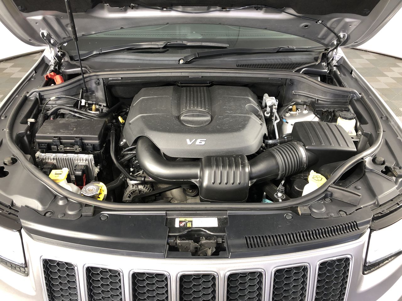 Solid 925 Sterling Silver Heart Pendant Featuring Stunning Crystals