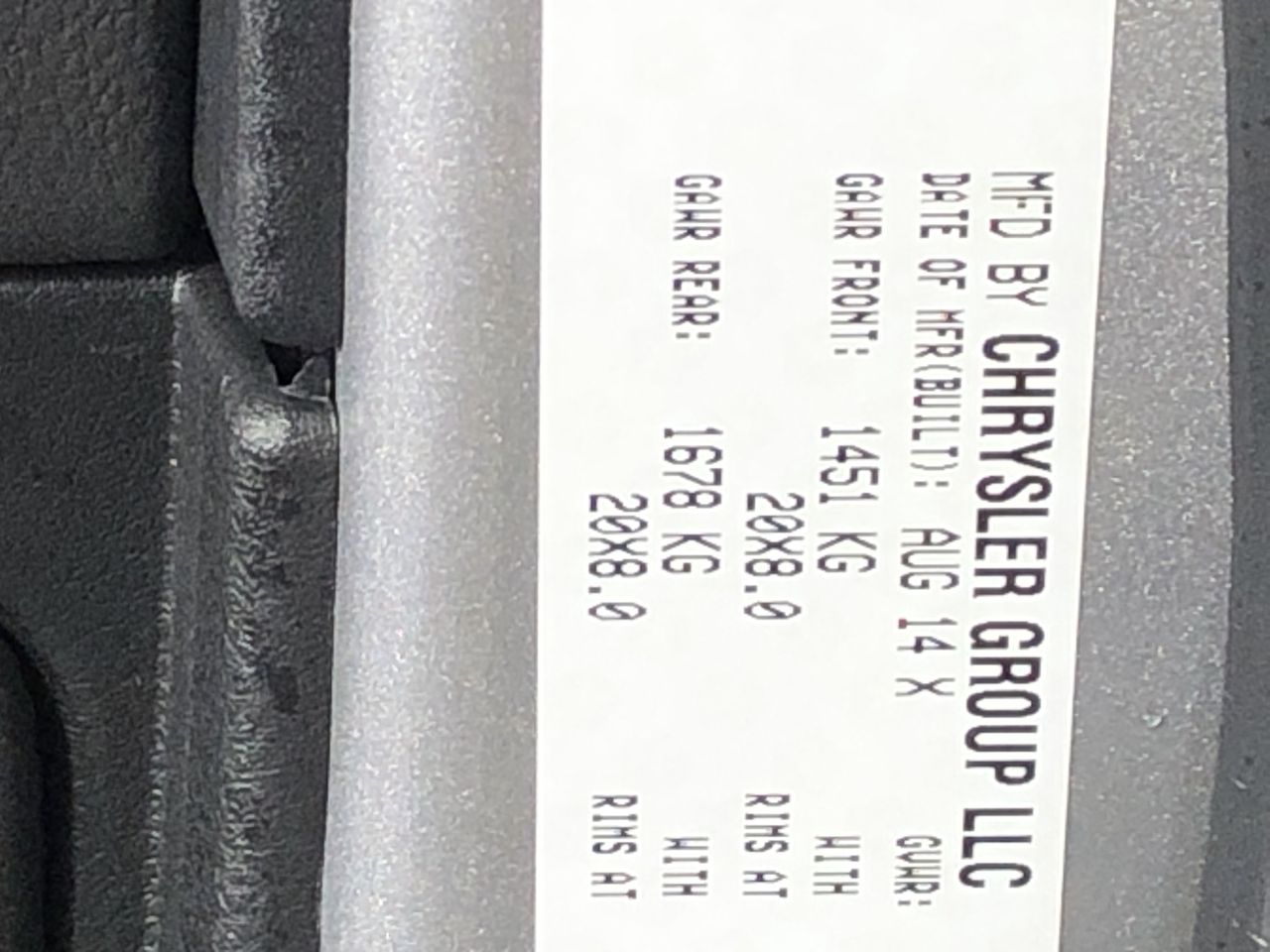 BULK PACK - 10 x 5mm Christmas Earrings (5 x Green, 5 x red)