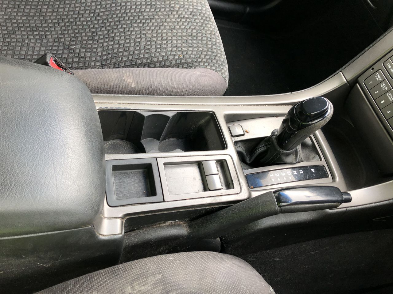 FILA Women's Amy Tee, Size L, White 100, AST22629. RRP: $40.  Buyers Note -