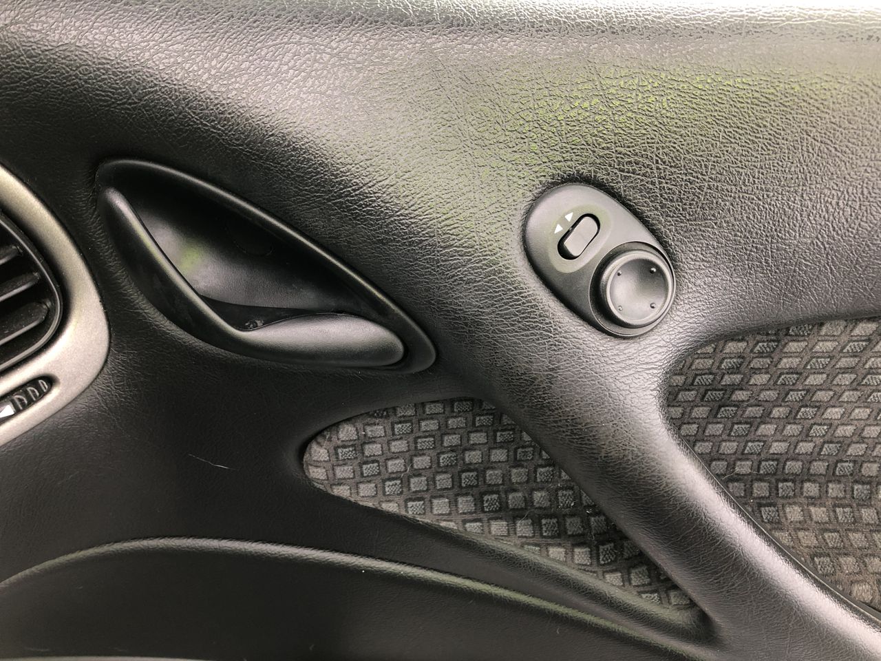 NAUTICA Men's Tech Interlock Shorts, Size L, True Black (0TB), KS0225.  Buy