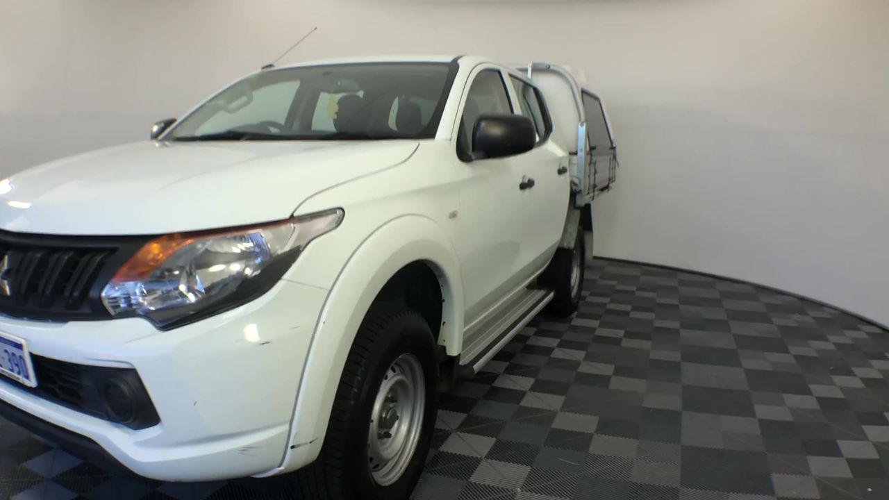 <p>Interbuild Toronto Balcony Table</p>