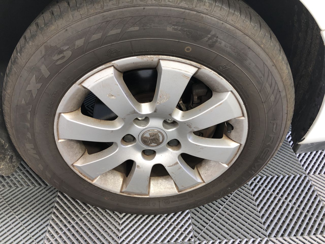 2022 Queen Elizabeth Platinum Jubilee Gold plated Medallion