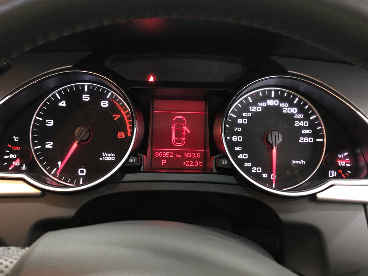 2022 Queen Elizabeth Platinum Jubilee Gold plated Medallion