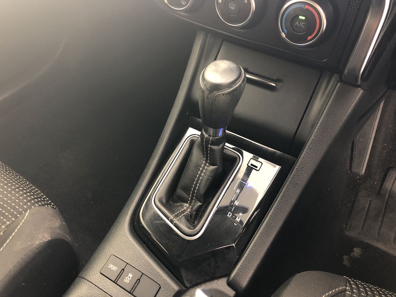 0.20 TCW yellow round various diamonds