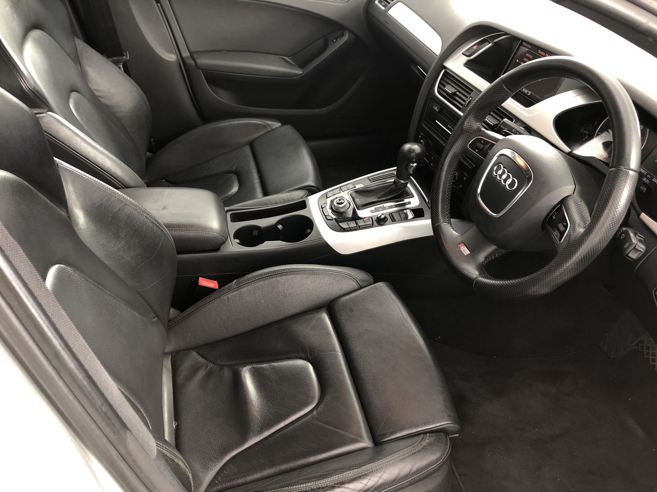 2.65 Carat White/off white diamond various bulk