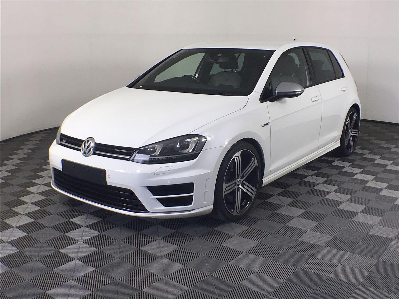 25ft x 33ft Garage / Carport (Unused)