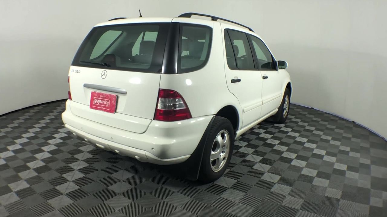 CANON Pixma TS3660 Home Printer, Black. NB: Powers on, no further testing