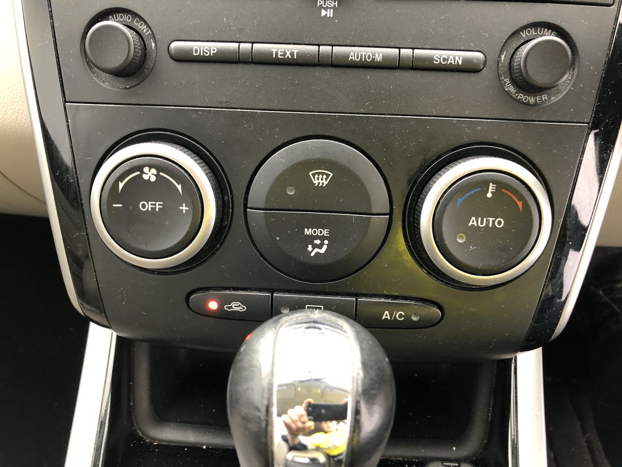 Ponte Prosecco DOC NV (6x 750mL). Italy