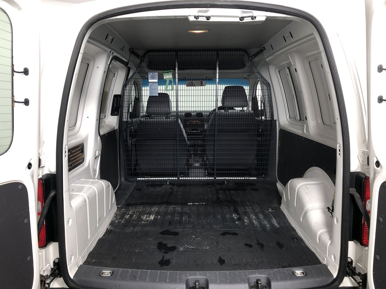 2 Monkeys Sauvignon Blanc 2025 (12x 750mL) SA