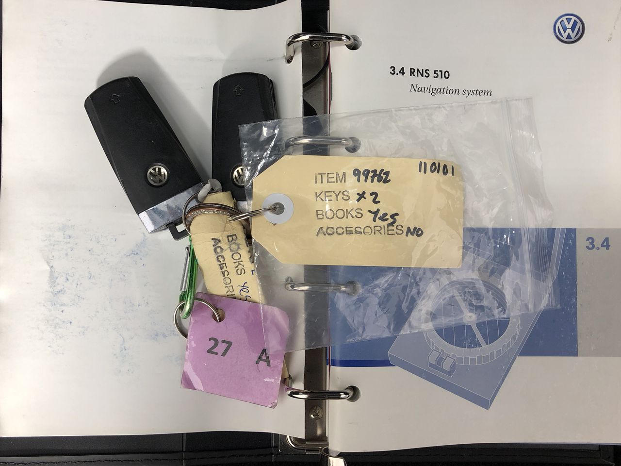 The Hero `Preservative Free` Pinot Noir 2023 (6x 750mL) SA