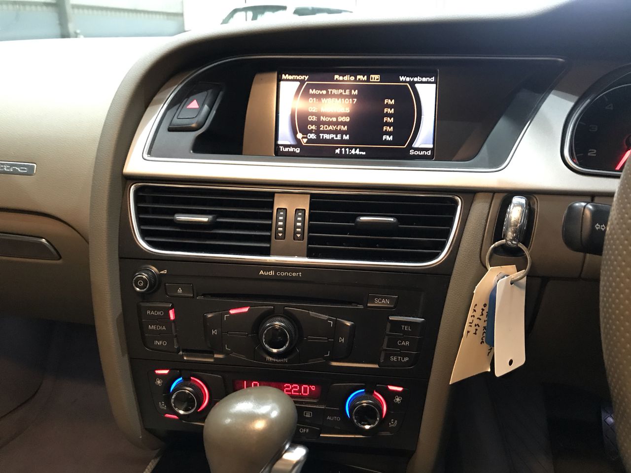 Redbank Emily Brut Cuvee NV (6x 750mL) King Valley, VIC.