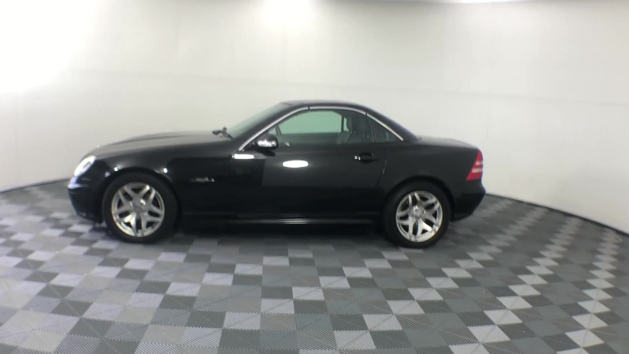 1966 Australia First & Last Queen Elizabeth Silver Round Fifty Cents