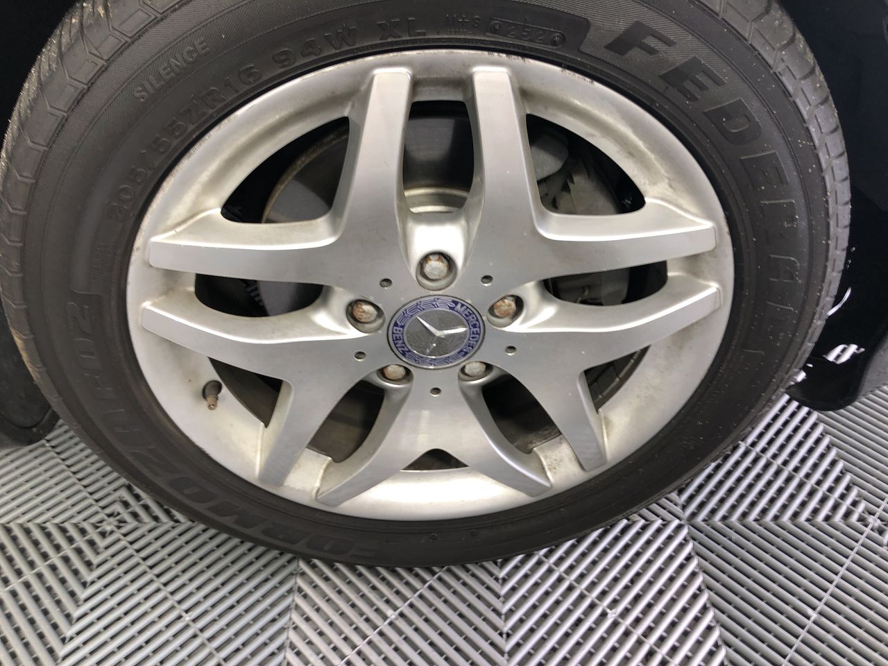 1/100 Scottdale gold bar x 2, 1 Gram Valcumbi bar x 2 & 1g Silver Bar x 2