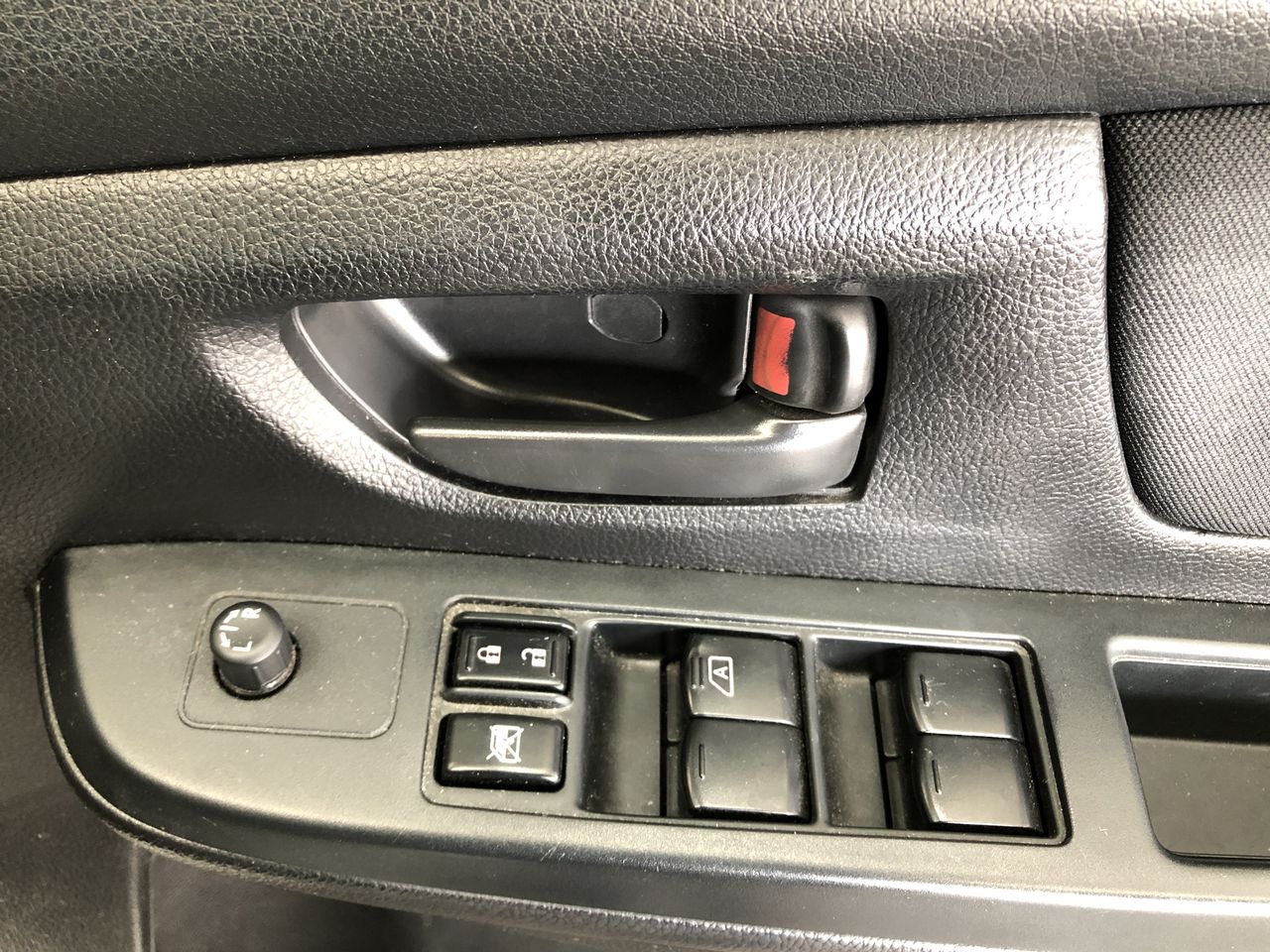 New Waterproof Men's Watch Barrel Shaped Transparent Quartz Watch Popular