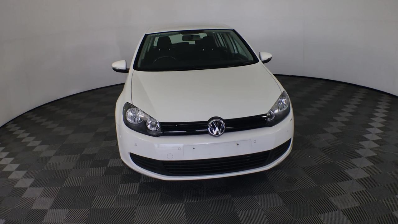 0.08 Carat White 4 round diamonds