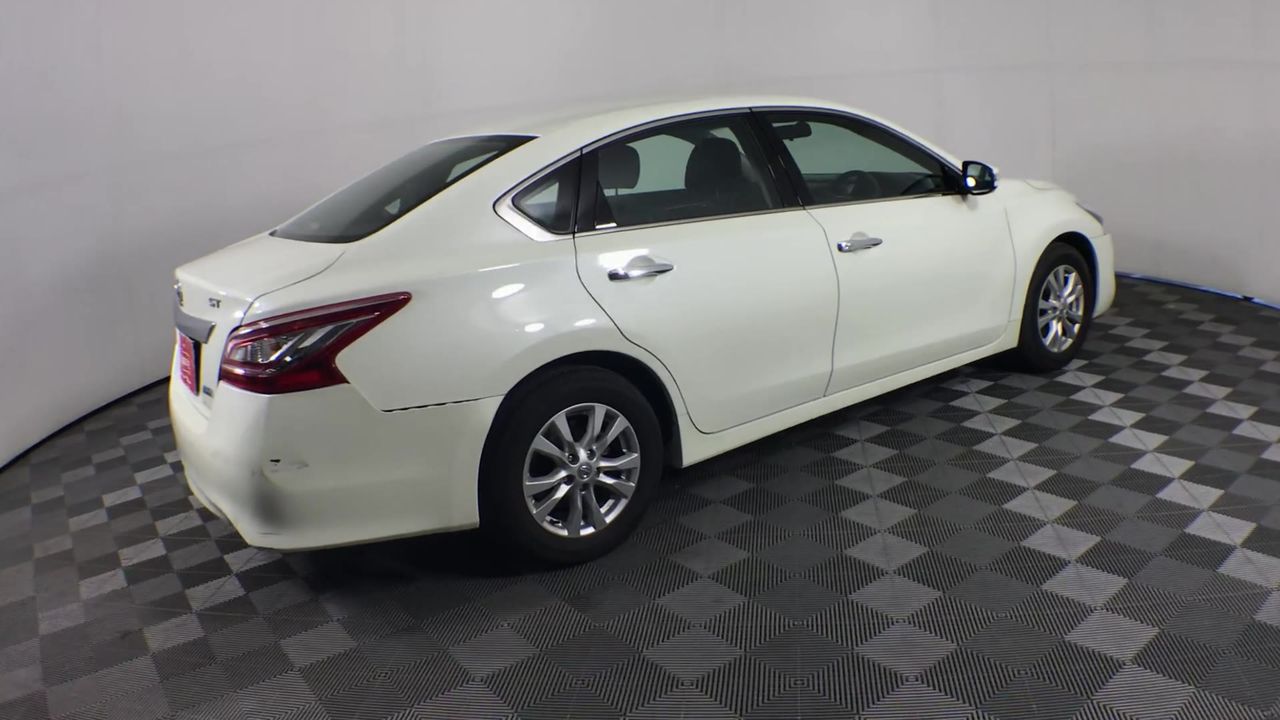 8x Assorted Refrigerators - Moranbah