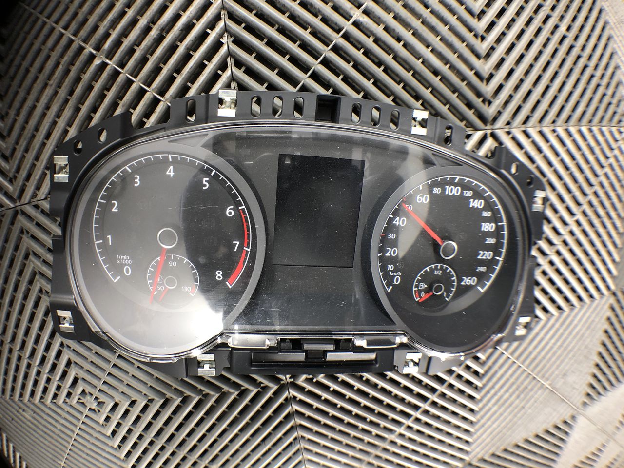 APPLE iPad 8(A2270) 32GB Tablet