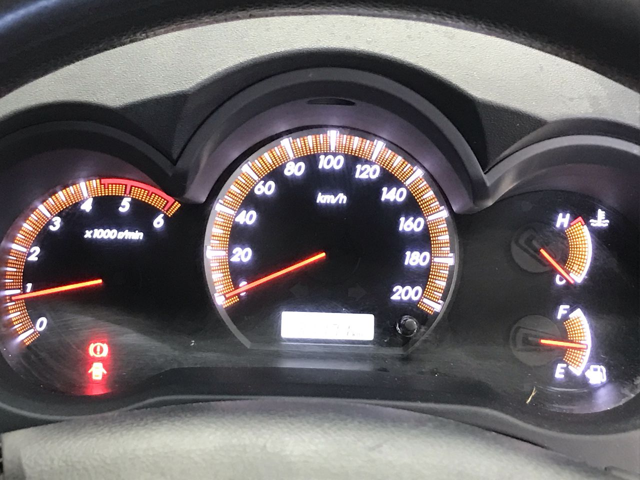 Classic Rhodium Plated Filigree Heart Locket